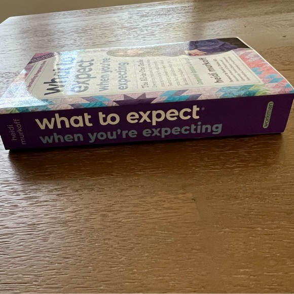 What to Expect When You’re Expecting Book NWOT - Picture 5 of 7